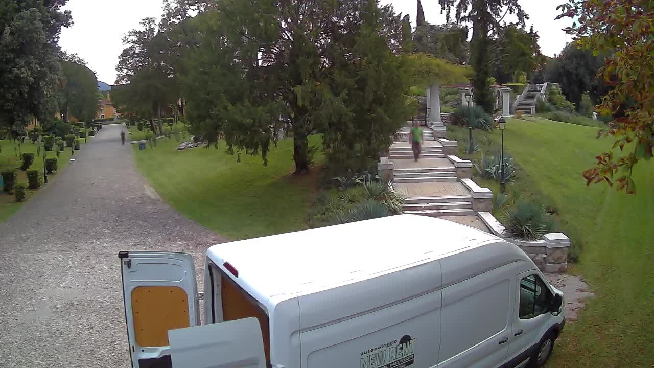 Parco Coronini-Cronberg Live Webcam – Green Oasis