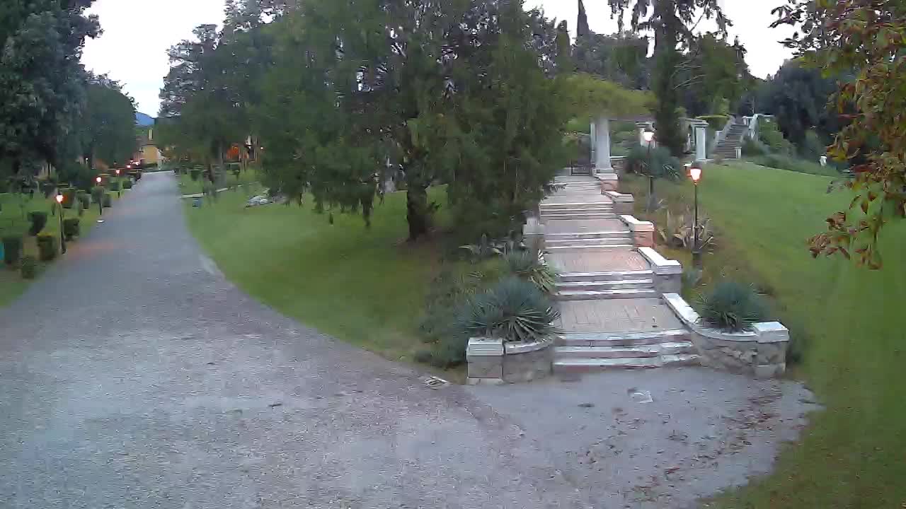 Spletna kamera park Coronini Kronberg – Gorica