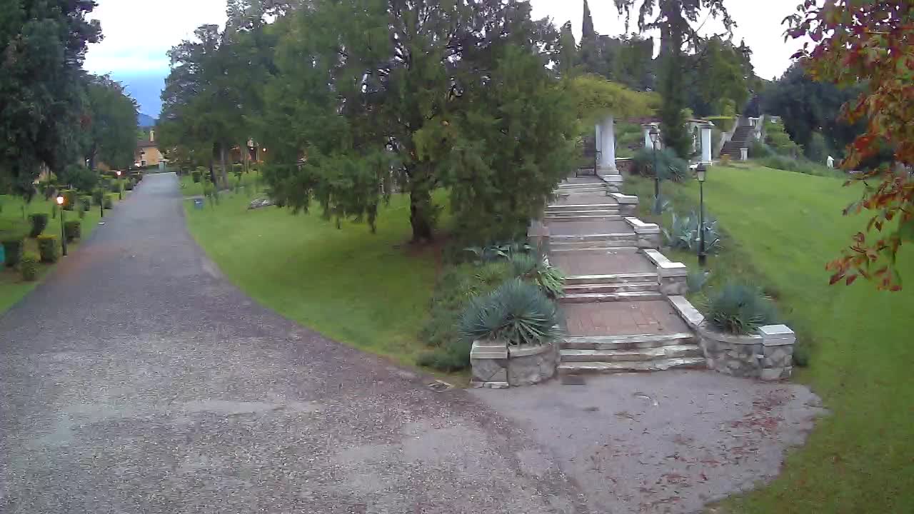 Spletna kamera park Coronini Kronberg – Gorica