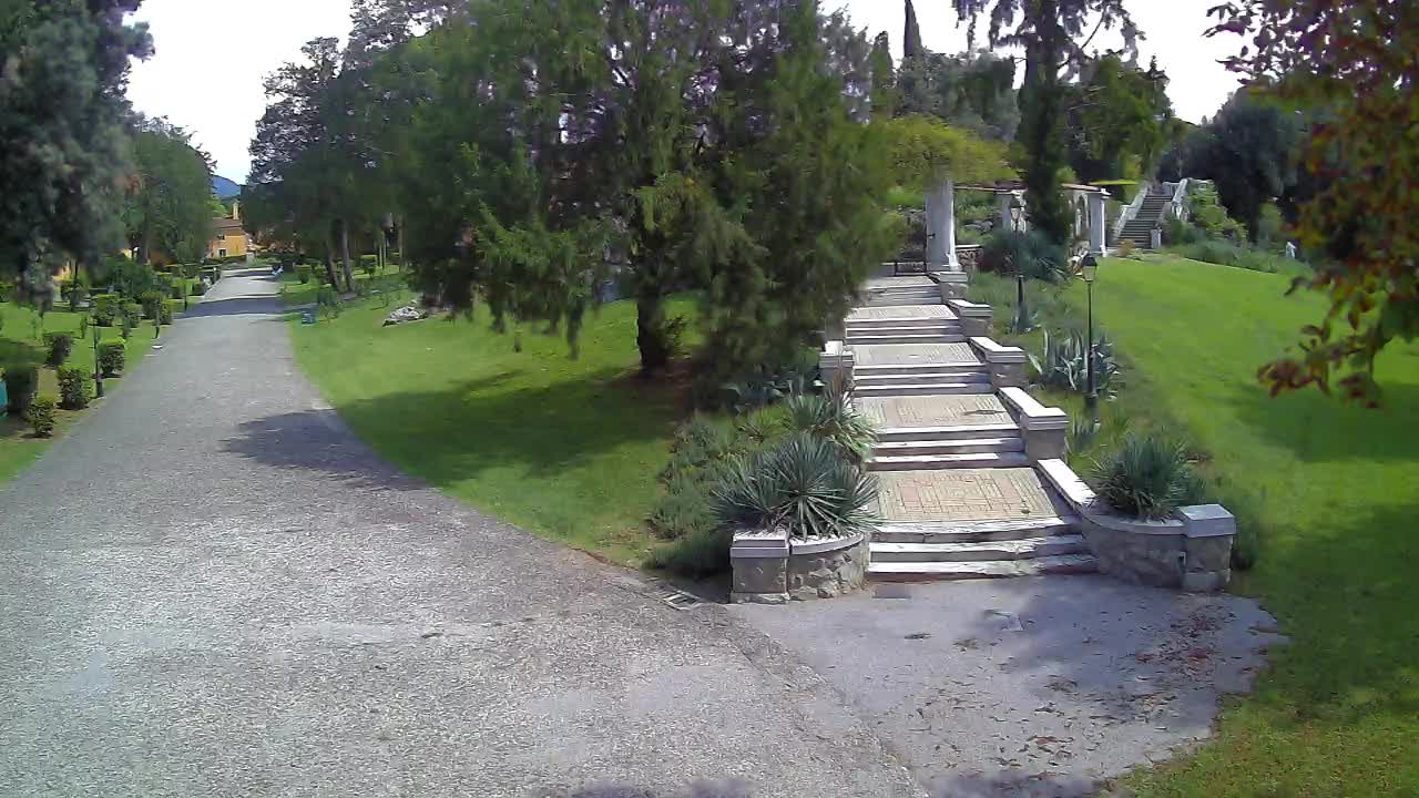 Spletna kamera park Coronini Kronberg – Gorica