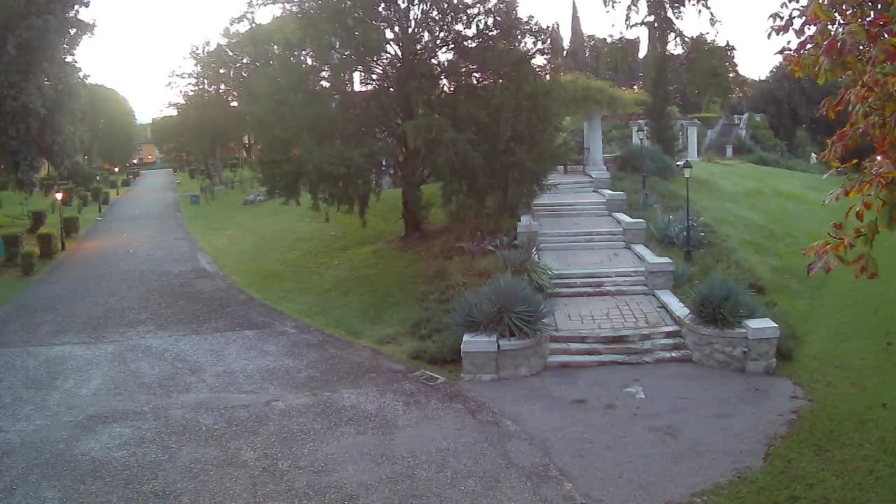 Spletna kamera park Coronini Kronberg – Gorica