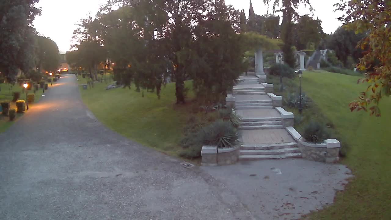 Parco Coronini-Cronberg Live Webcam – Green Oasis