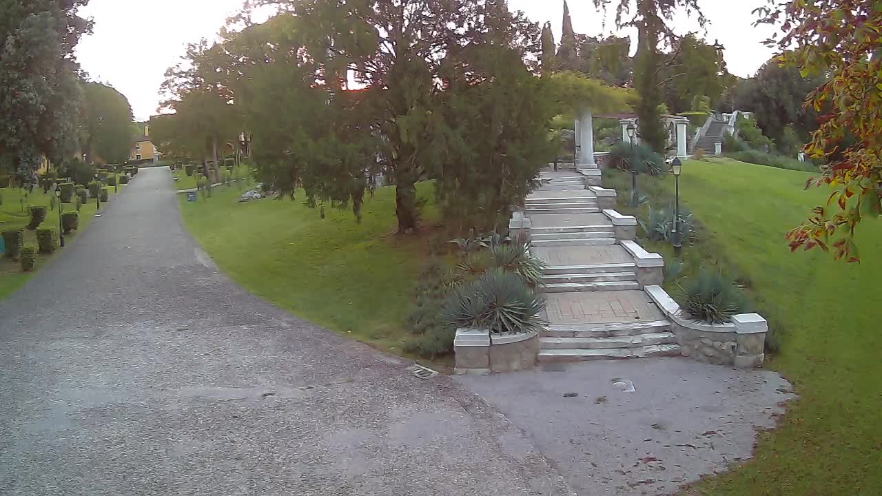 Spletna kamera park Coronini Kronberg – Gorica