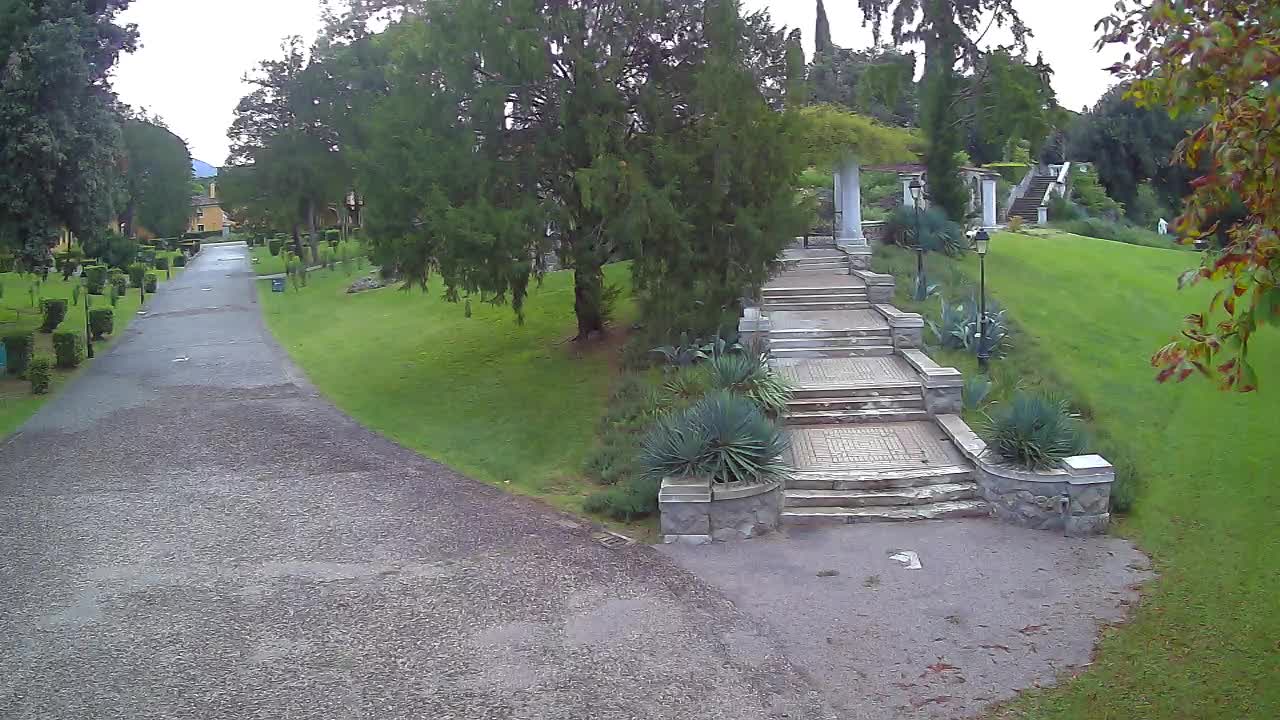 Parco Coronini-Cronberg Live Webcam – Green Oasis