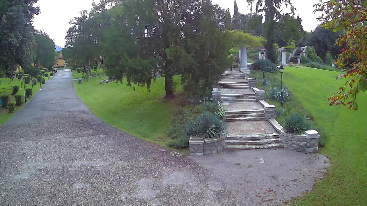 Parco Coronini-Cronberg Live Webcam – Green Oasis