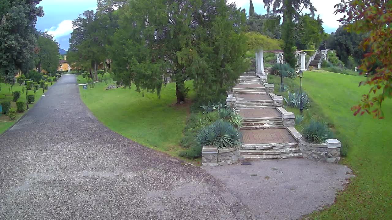 Spletna kamera park Coronini Kronberg – Gorica