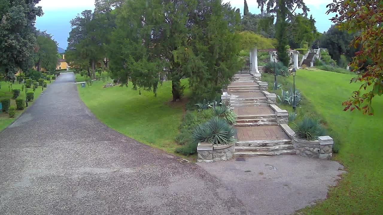Spletna kamera park Coronini Kronberg – Gorica