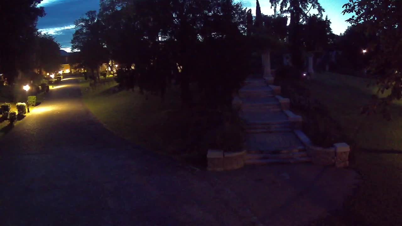 Parco Coronini-Cronberg Live Webcam – Green Oasis