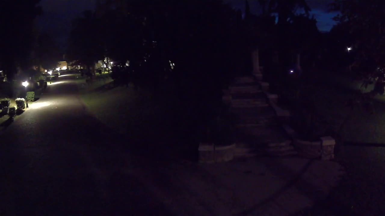 Parco Coronini-Cronberg Live Webcam – Green Oasis