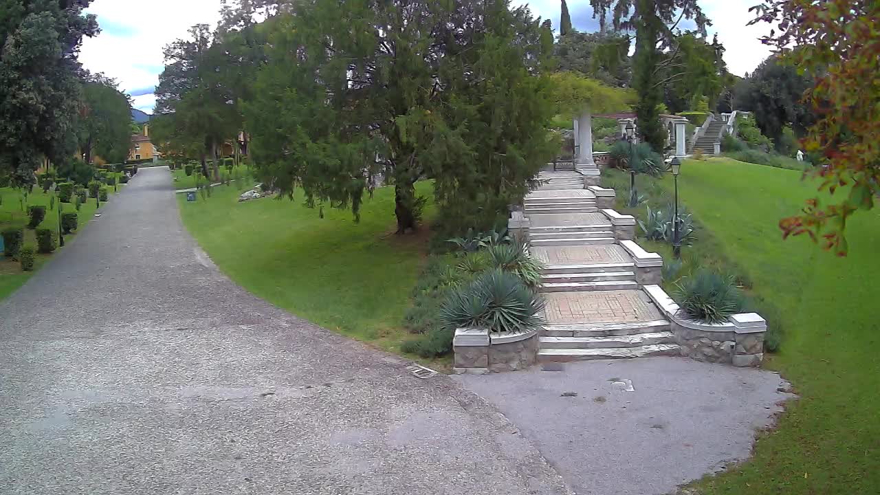 Parco Coronini-Cronberg Live Webcam – Green Oasis