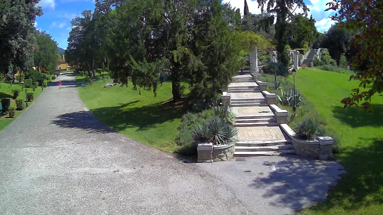 Spletna kamera park Coronini Kronberg – Gorica