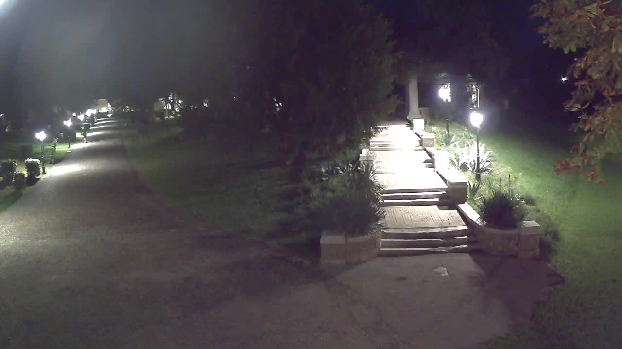 Parco Coronini-Cronberg Live Webcam – Green Oasis