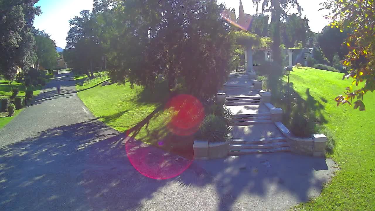 Spletna kamera park Coronini Kronberg – Gorica