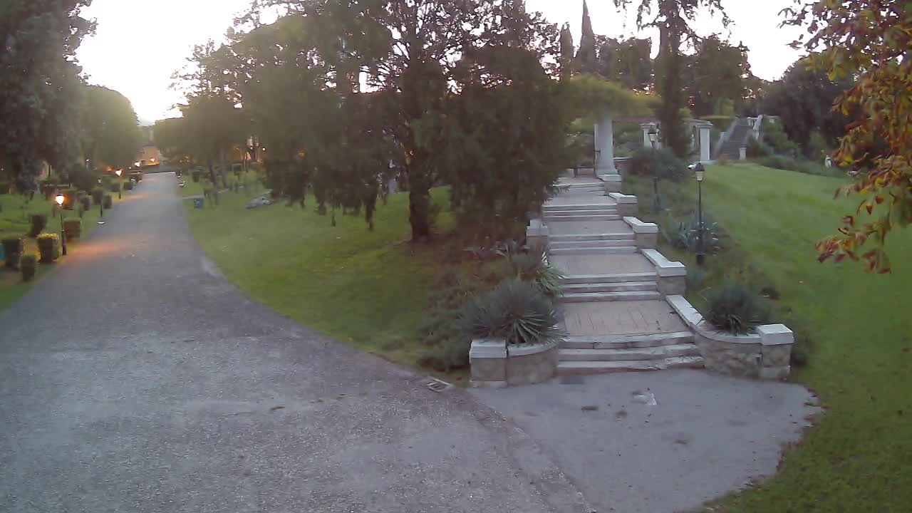 Spletna kamera park Coronini Kronberg – Gorica