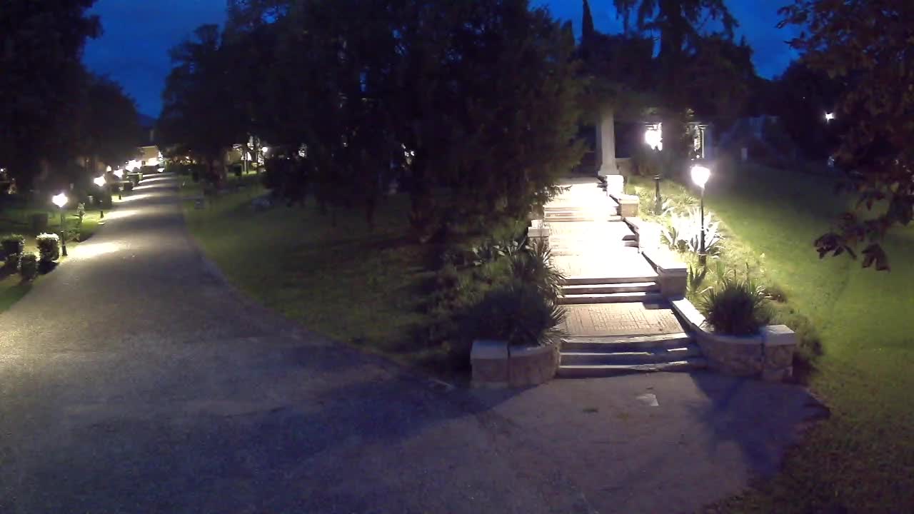 Spletna kamera park Coronini Kronberg – Gorica