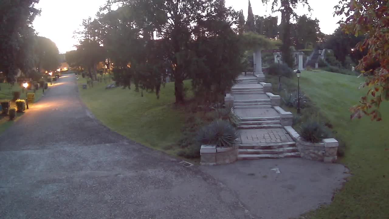 Parco Coronini-Cronberg Live Webcam – Green Oasis