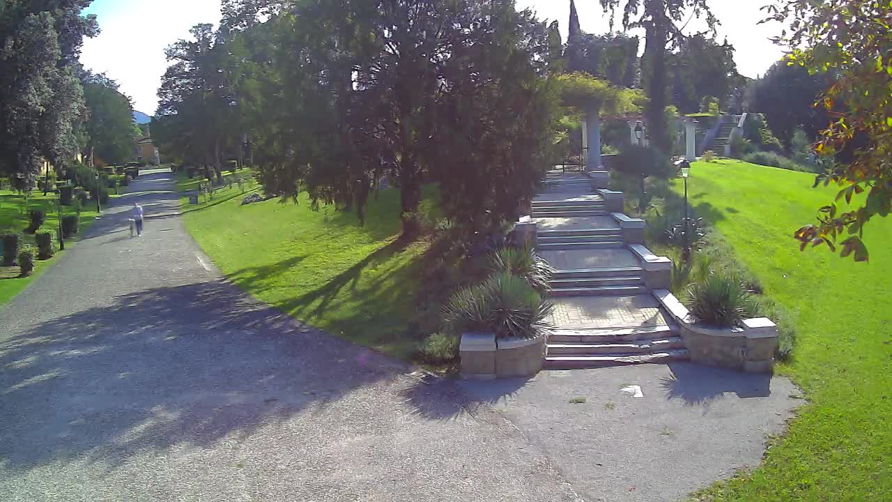 Spletna kamera park Coronini Kronberg – Gorica