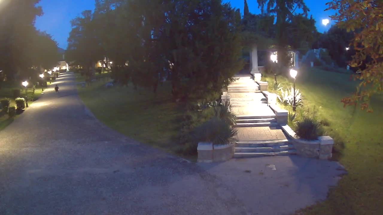 Parco Coronini-Cronberg Live Webcam – Green Oasis