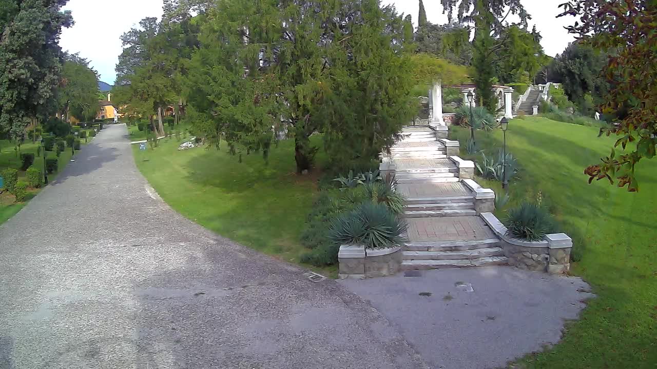Spletna kamera park Coronini Kronberg – Gorica