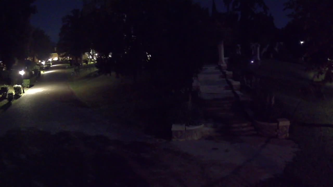 Parco Coronini-Cronberg Live Webcam – Green Oasis