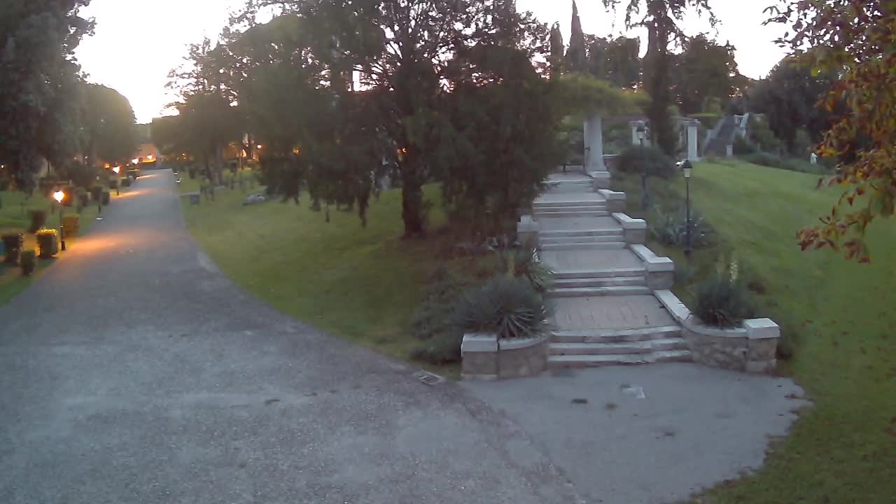 Parco Coronini-Cronberg Live Webcam – Green Oasis