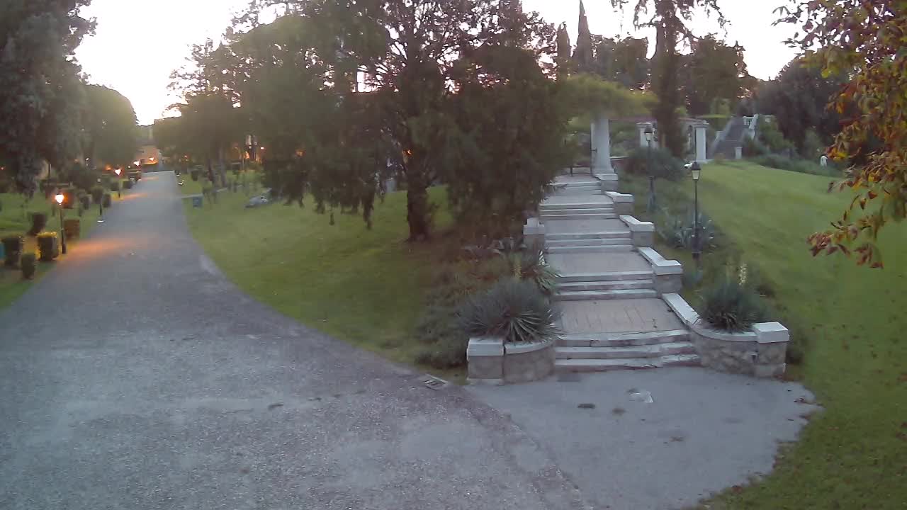 Spletna kamera park Coronini Kronberg – Gorica