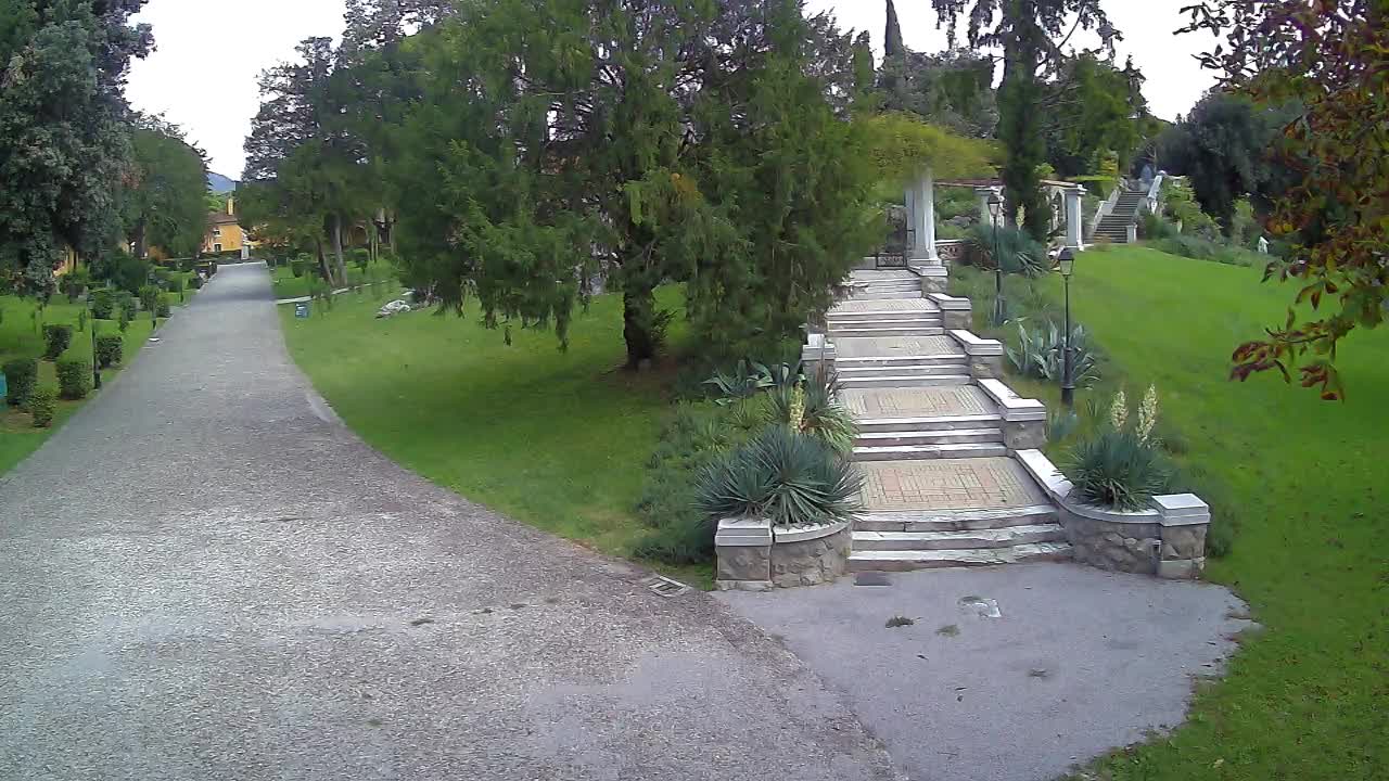 Spletna kamera park Coronini Kronberg – Gorica