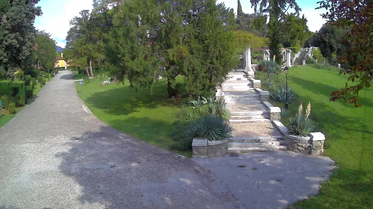 Spletna kamera park Coronini Kronberg – Gorica