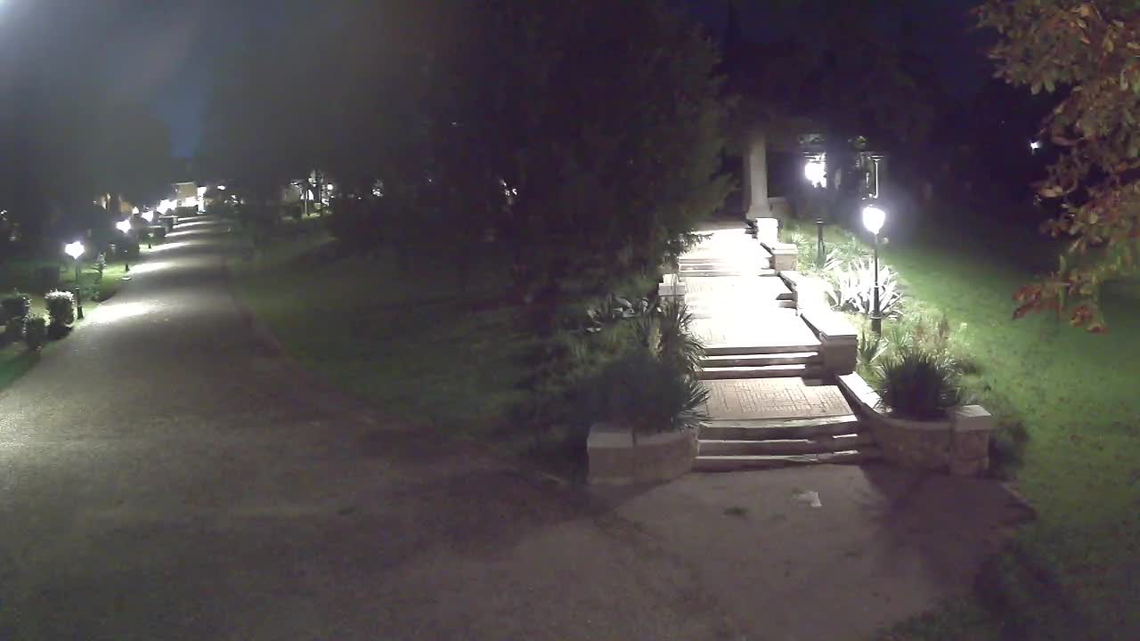 Parco Coronini-Cronberg Live Webcam – Green Oasis