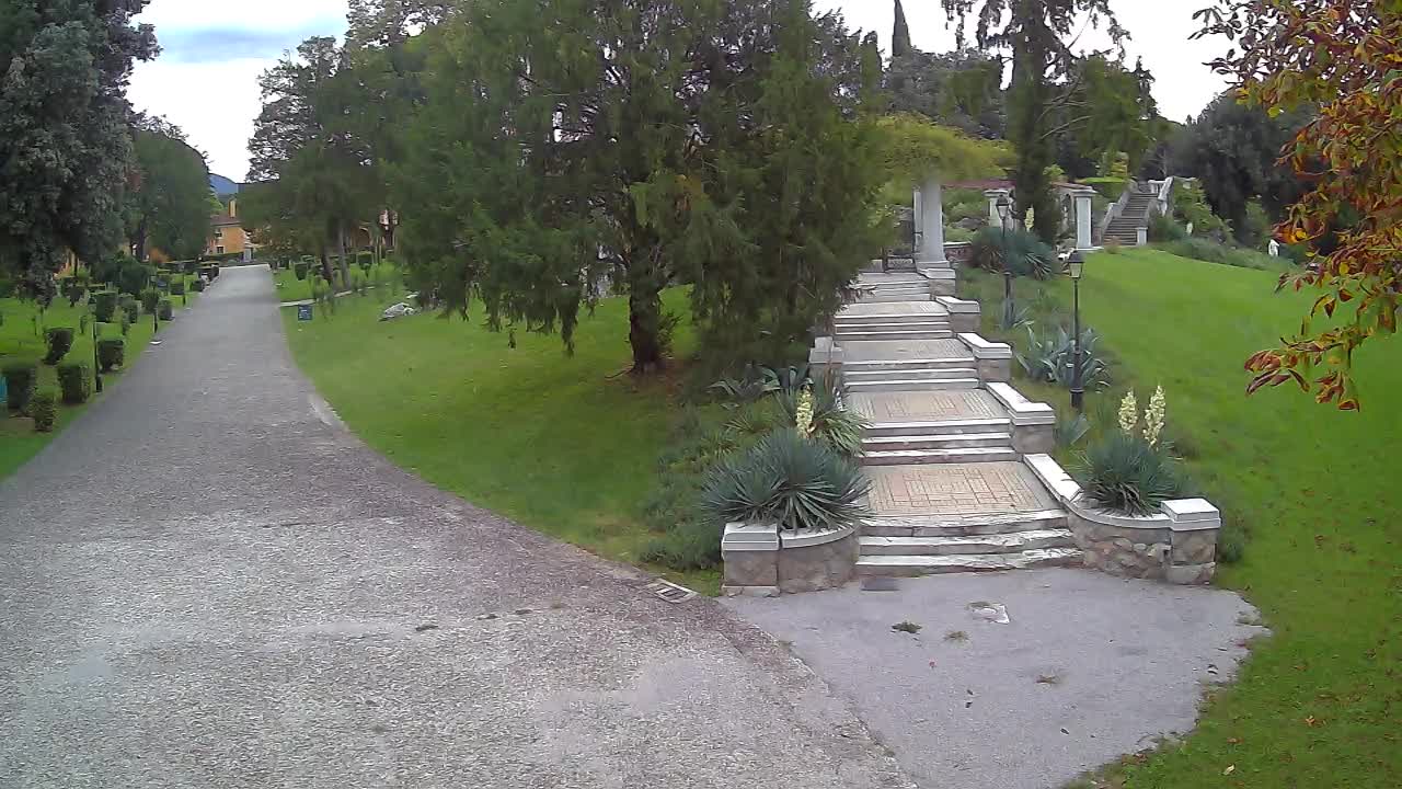 Spletna kamera park Coronini Kronberg – Gorica