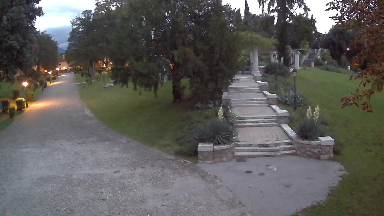 Parco Coronini-Cronberg Live Webcam – Green Oasis