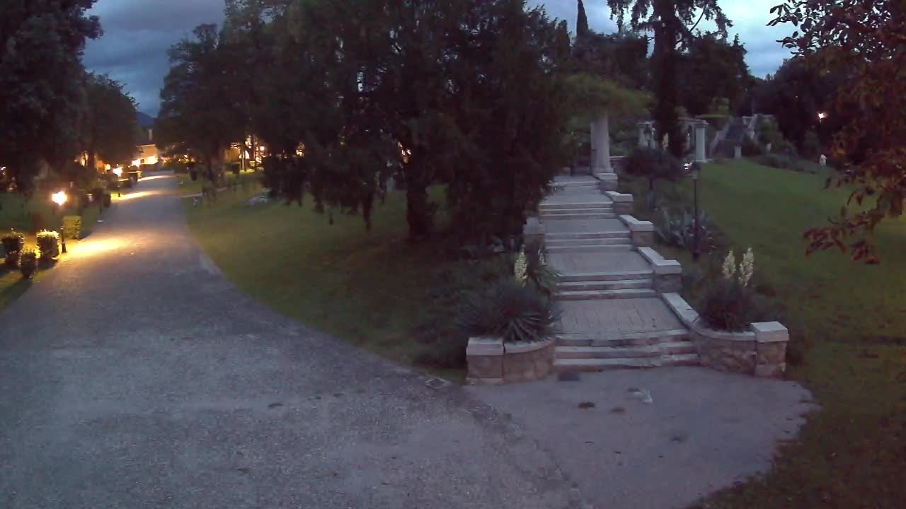 Parco Coronini-Cronberg Live Webcam – Green Oasis
