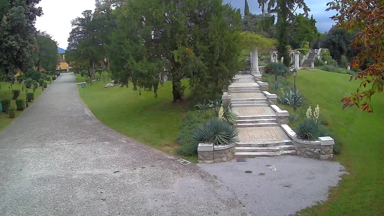 Parco Coronini-Cronberg Live Webcam – Green Oasis