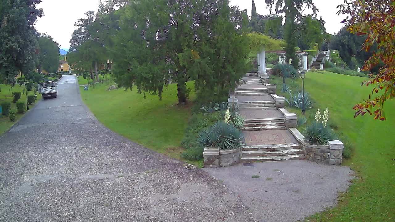 Spletna kamera park Coronini Kronberg – Gorica