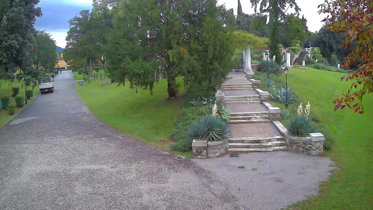 Parco Coronini-Cronberg Live Webcam – Green Oasis