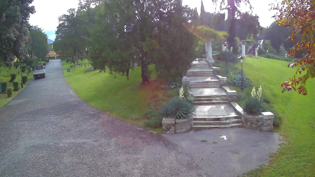 Spletna kamera park Coronini Kronberg – Gorica