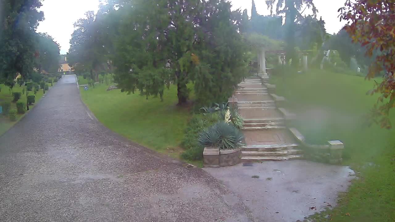 Spletna kamera park Coronini Kronberg – Gorica