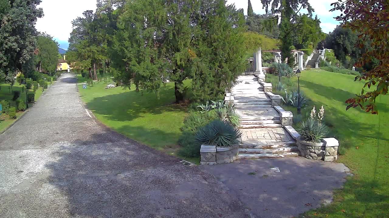 Spletna kamera park Coronini Kronberg – Gorica