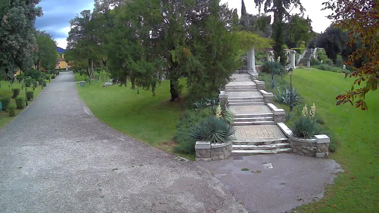 Parco Coronini-Cronberg Live Webcam – Green Oasis