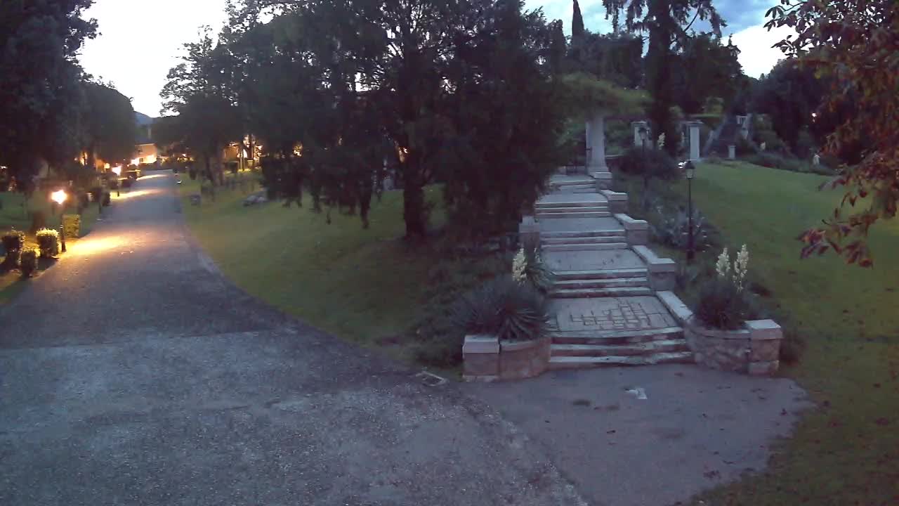 Spletna kamera park Coronini Kronberg – Gorica