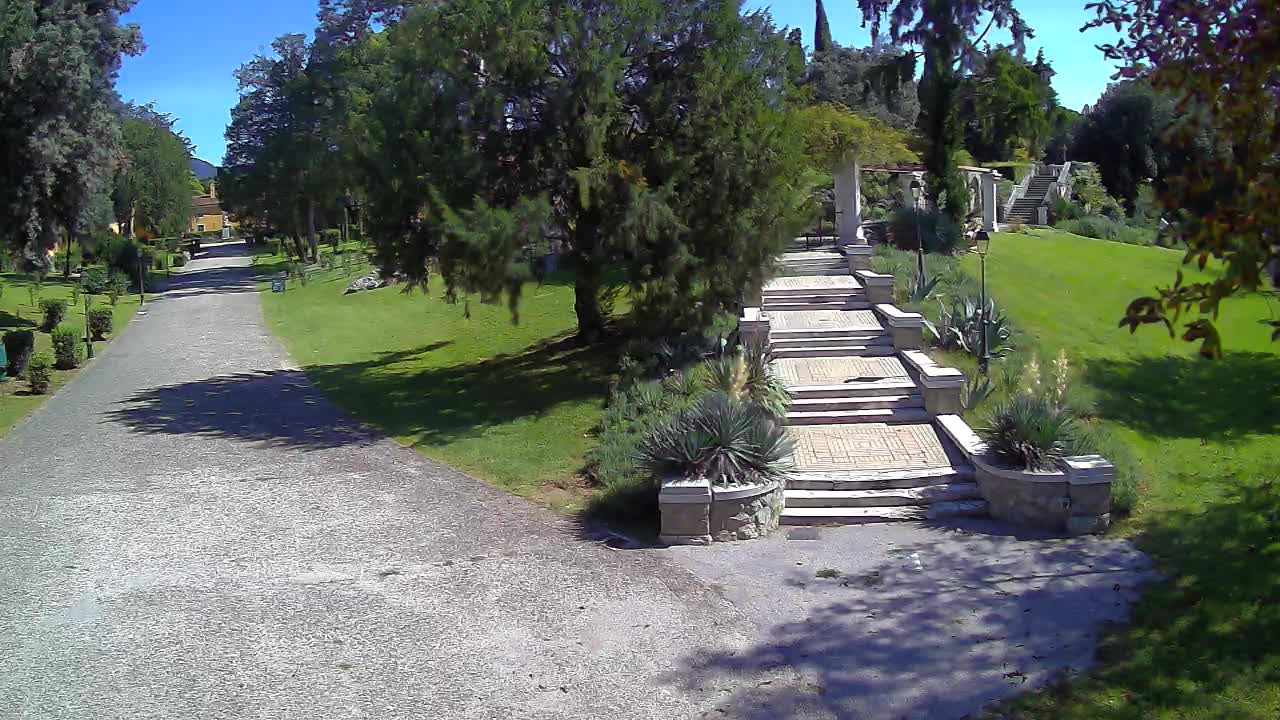 Spletna kamera park Coronini Kronberg – Gorica