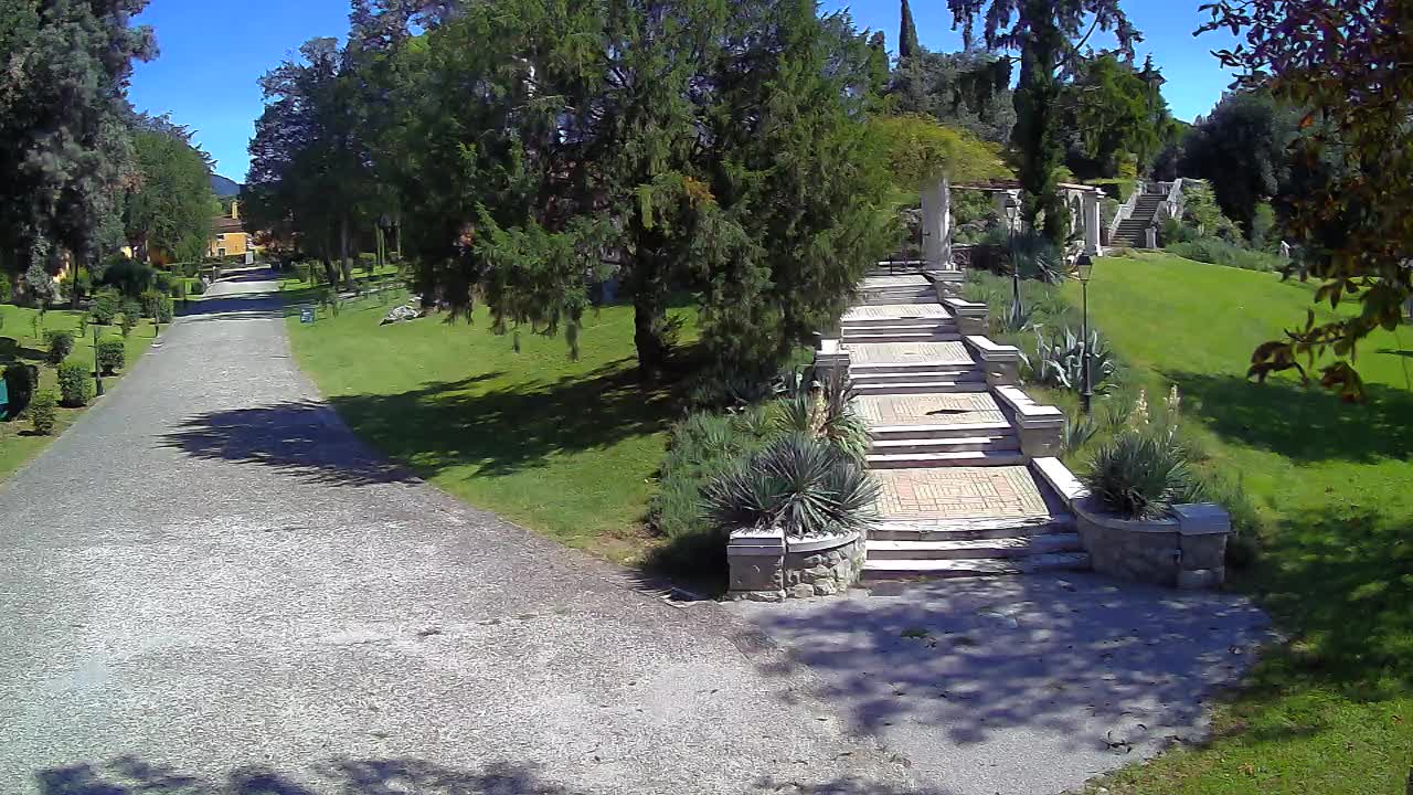 Spletna kamera park Coronini Kronberg – Gorica