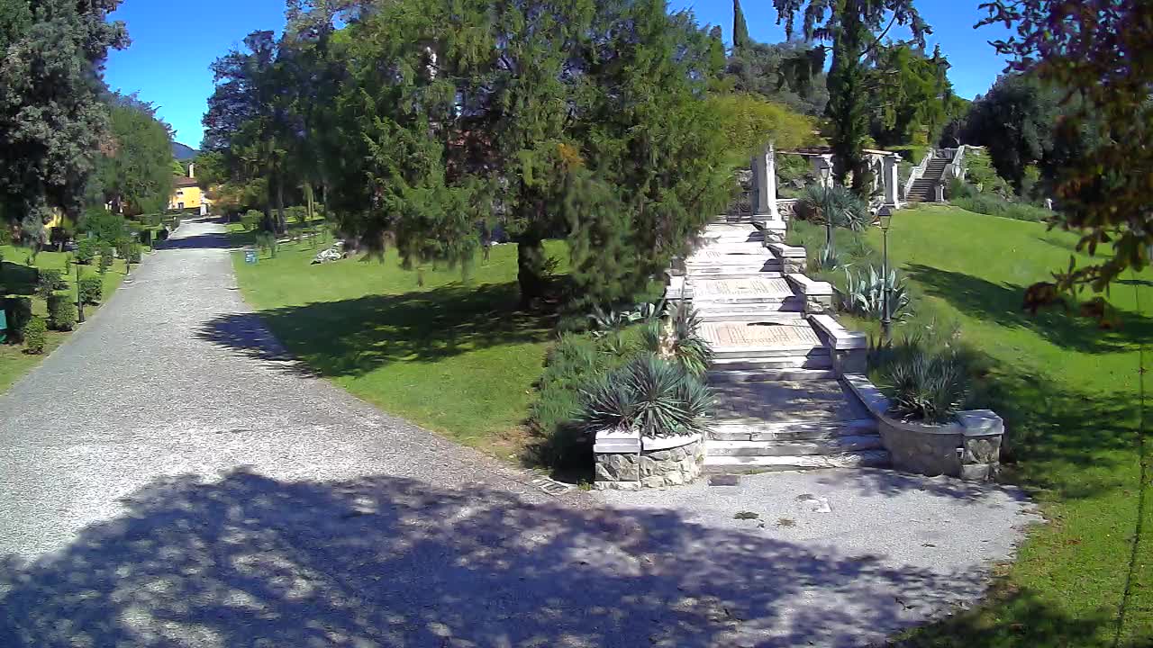 Spletna kamera park Coronini Kronberg – Gorica