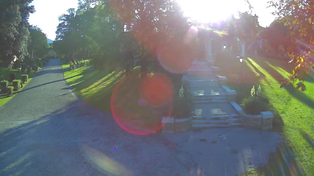 Spletna kamera park Coronini Kronberg – Gorica