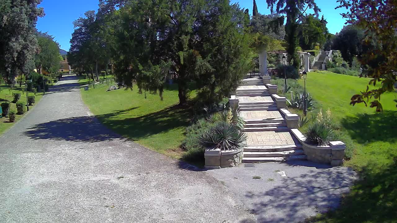 Spletna kamera park Coronini Kronberg – Gorica