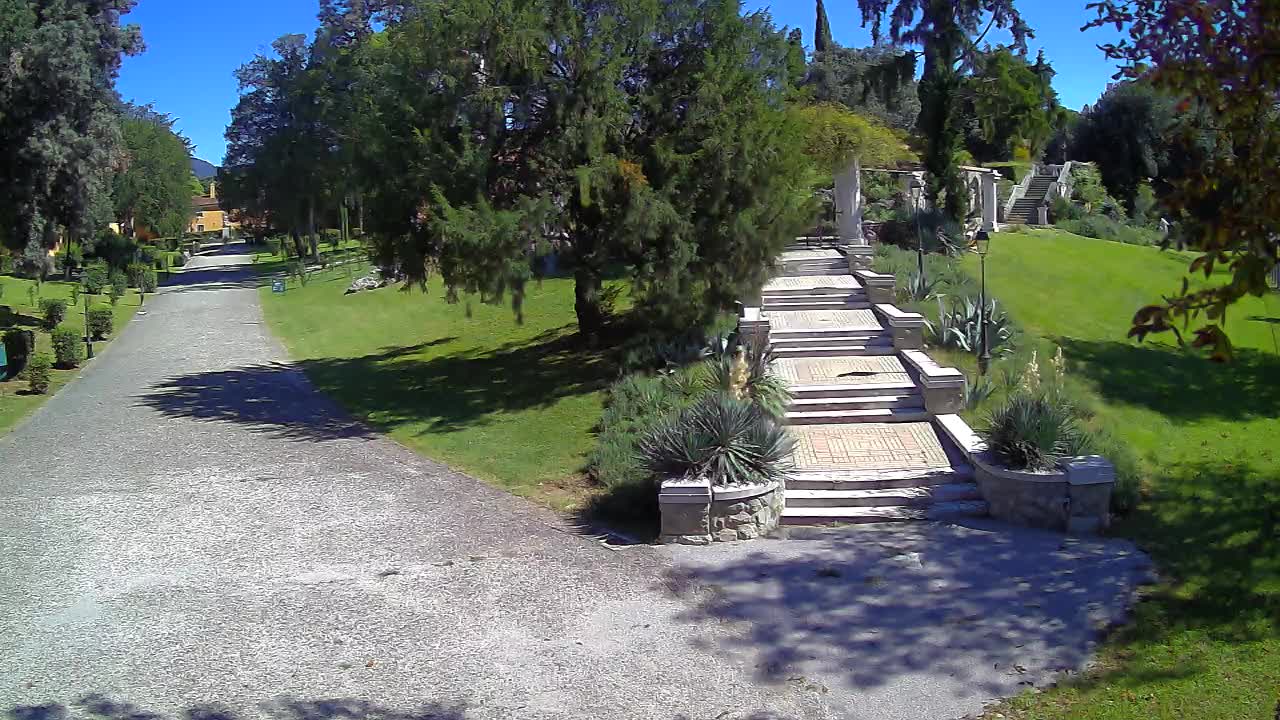 Spletna kamera park Coronini Kronberg – Gorica