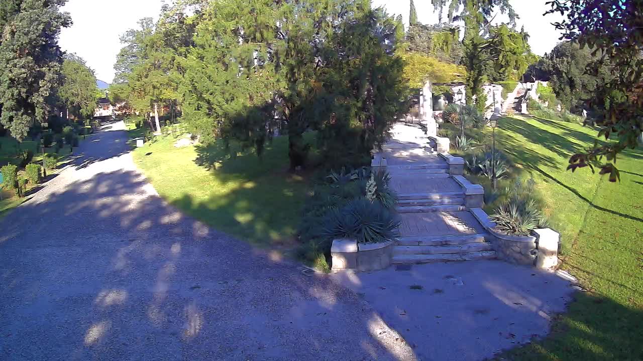 Spletna kamera park Coronini Kronberg – Gorica