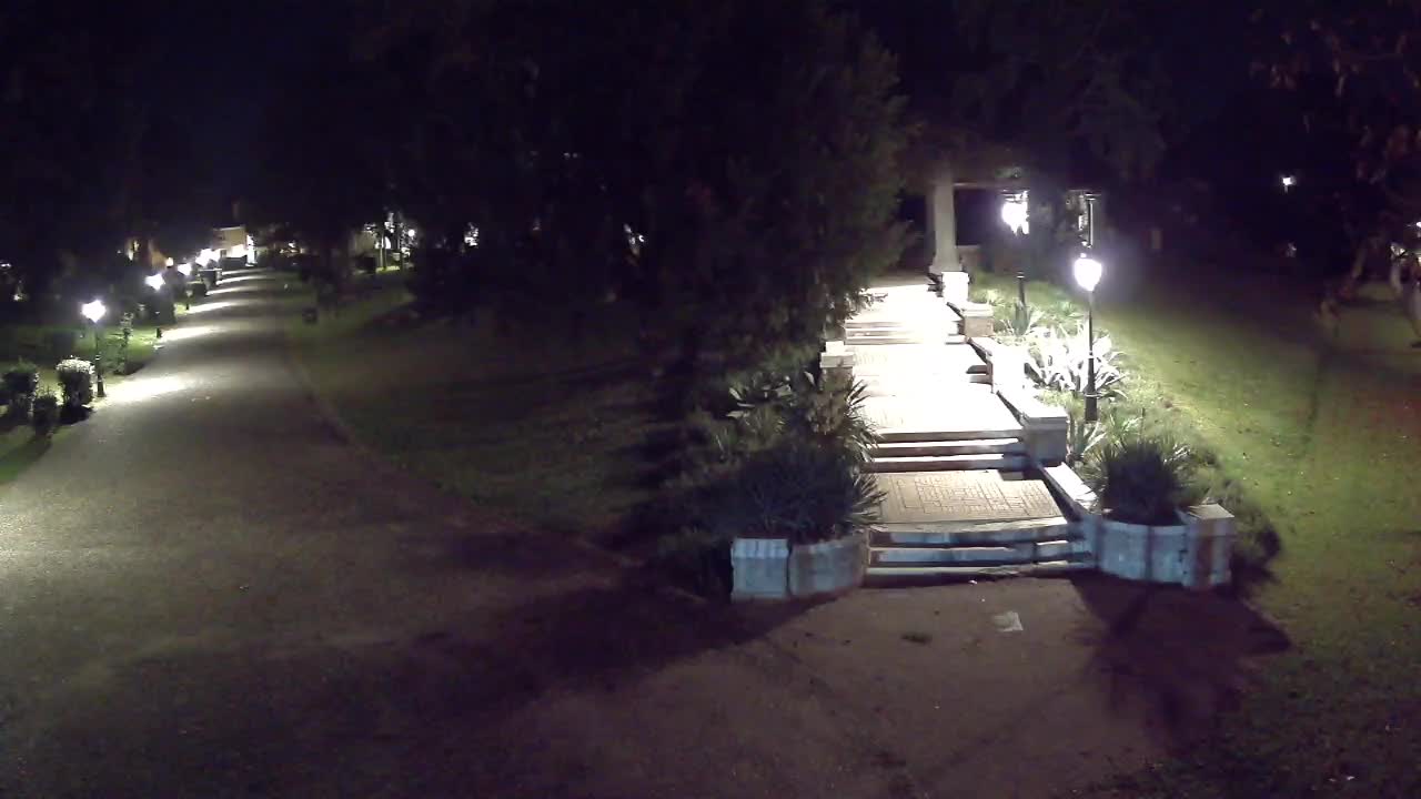 Parco Coronini-Cronberg Live Webcam – Green Oasis