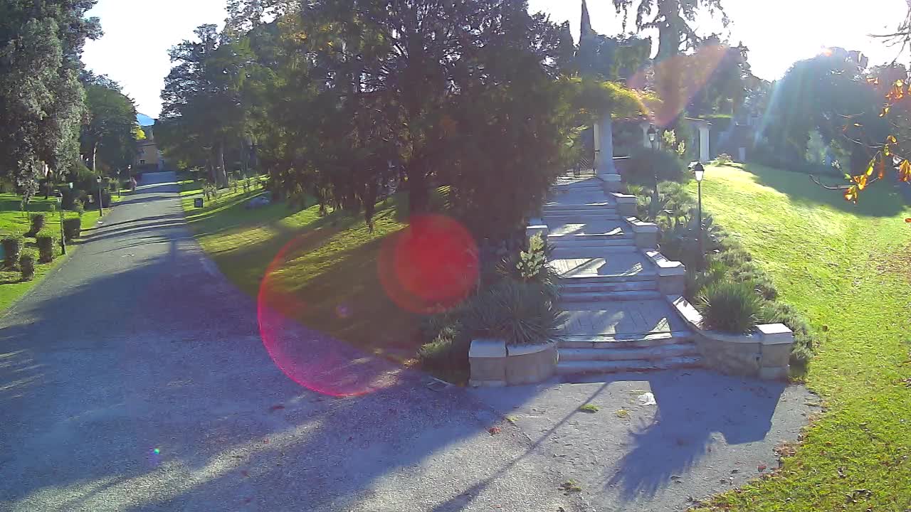 Spletna kamera park Coronini Kronberg – Gorica