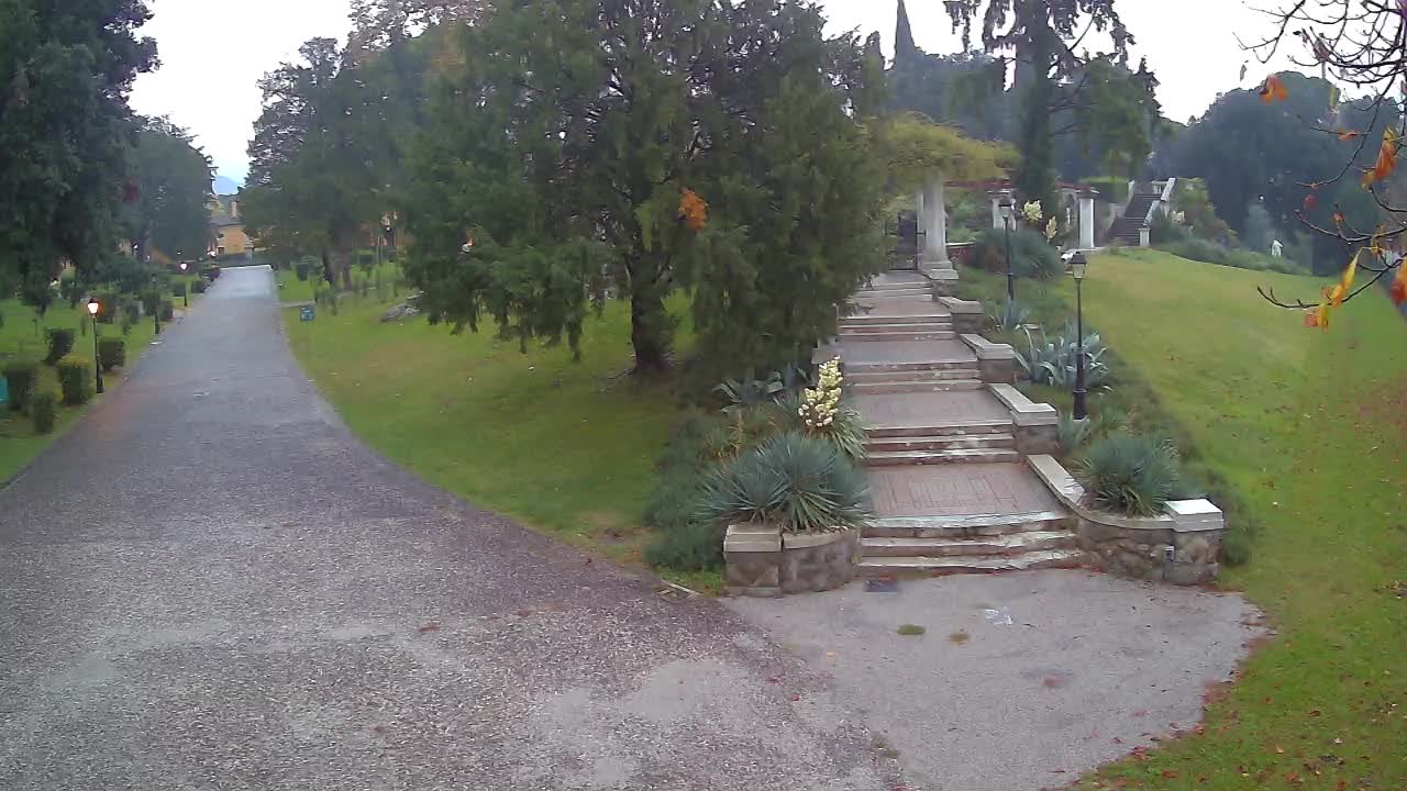 Spletna kamera park Coronini Kronberg – Gorica